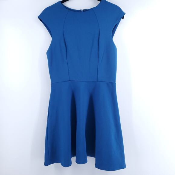 Silence+Noise Event Y2K Blue Fit&Flare Mini Skater Dress Geometric Bac CutOut S - Picture 1 of 13